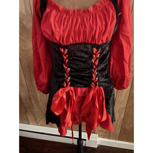 Leg Avenue Women's Vixen Pirate Wench Costume Red/Black Velvet, Medium EUC - Picture 2 of 9